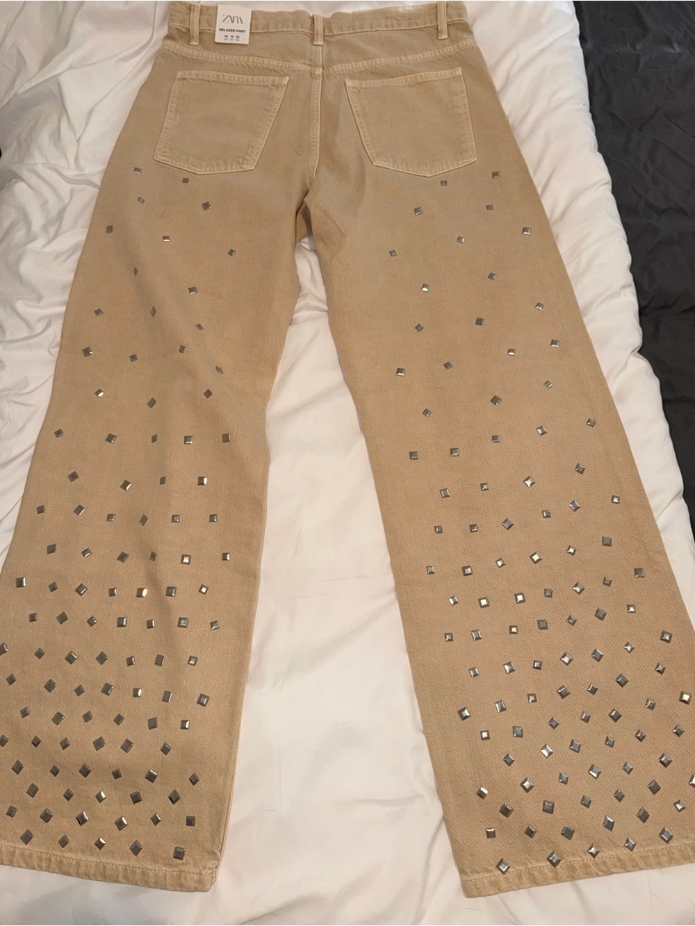 NWT Zara Mid Rise Studded Wide Leg Jeans - Picture 3 of 5